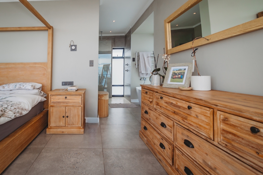 4 Bedroom Property for Sale in Le Grand Golf Estate Western Cape